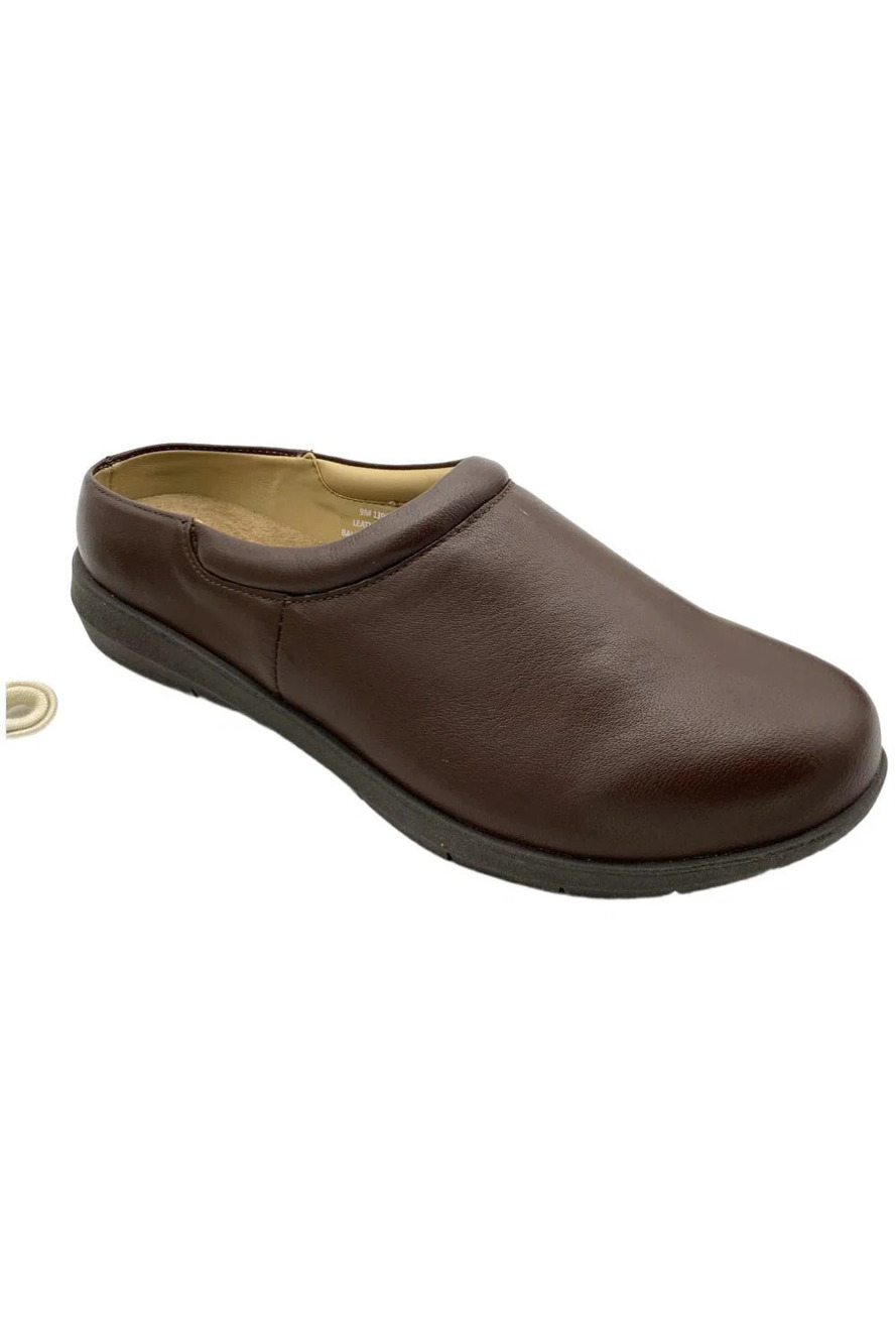 ARRAY Women's Belle Slip-On Clogs Brown - Medium